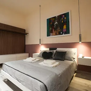 300 M Dal Duomo - Due Magnifici Moderni Appartamento